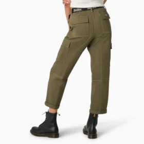 Women’s Relaxed Fit Contrast Stitch Cropped Cargo Pants